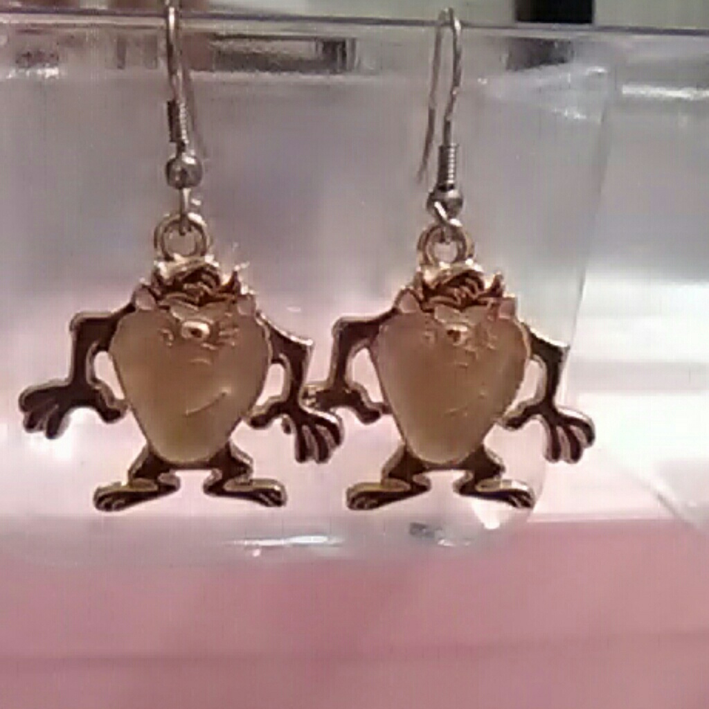 Tazmanian Devil Earrings 1993 Vintage